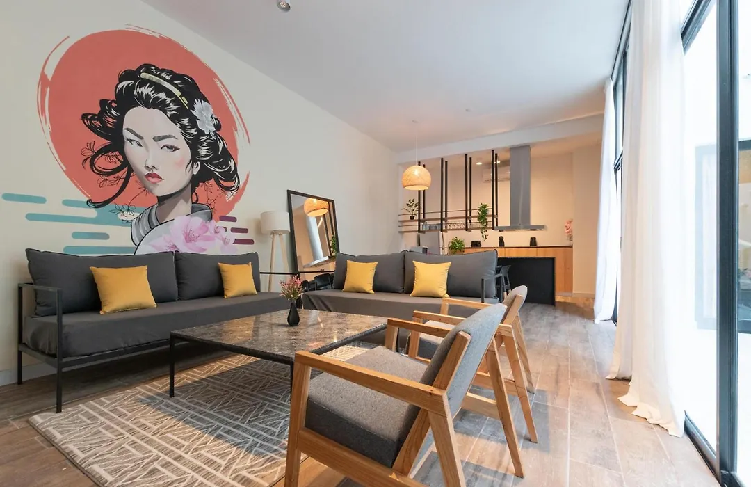Fliphaus Malabia 2100 - Lux 5 Bd Pool & Patio-1